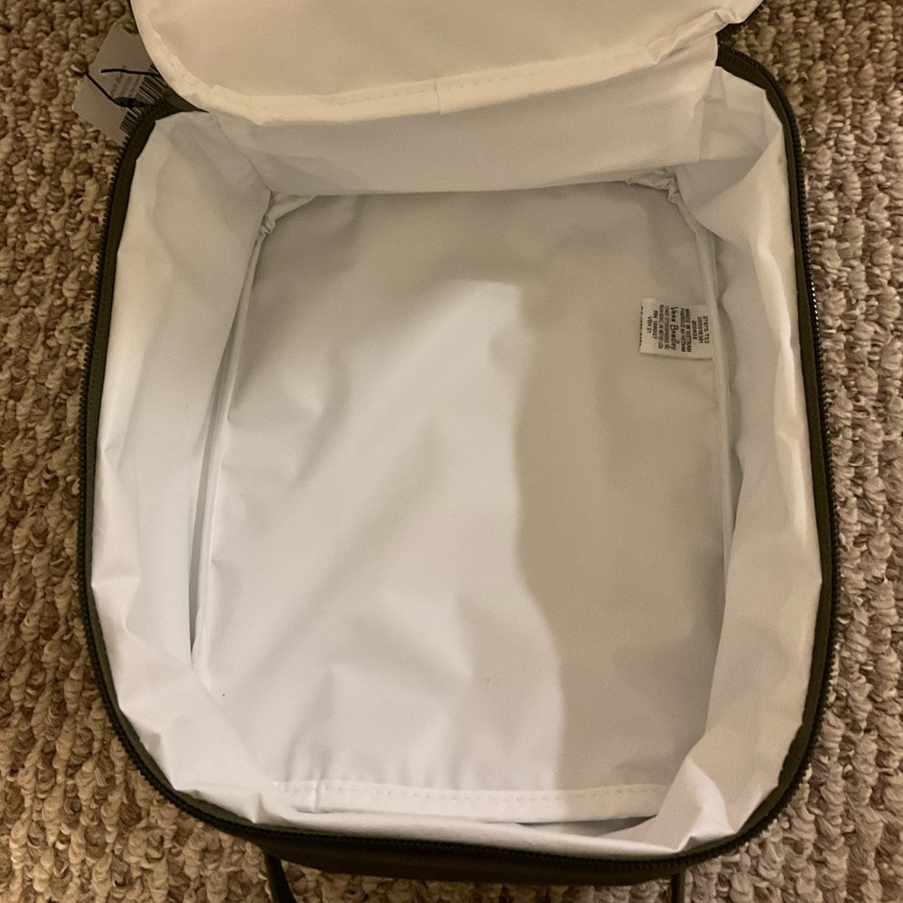 Vera Bradley “Lunch Bunch” Lunch Bag/Lunch Tote - Picture 13 of 15